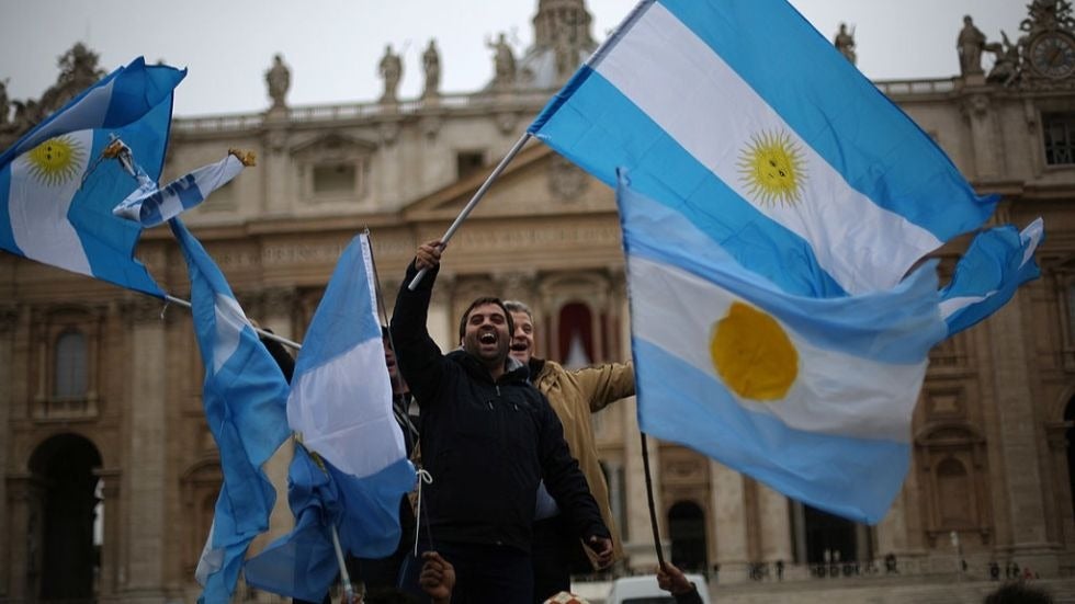 Argentina crea nueva opción de identificación para personas no binarias